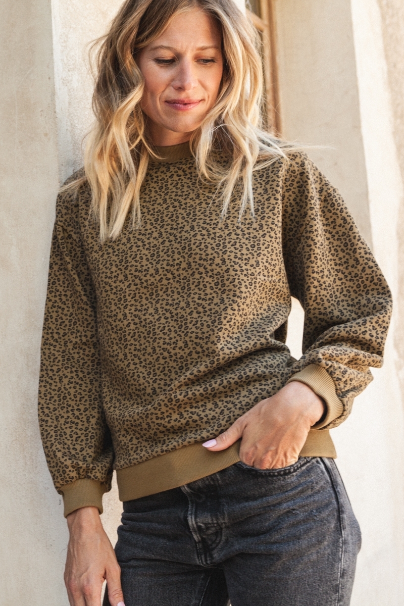 Leopard discount sweat outfit