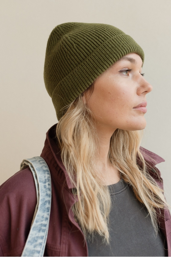 MILA BEANIE olive